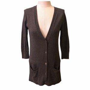 Gap gray v neck button cardigan size x-small